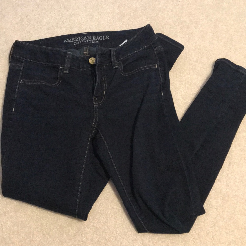 American Eagle dark blue jeans